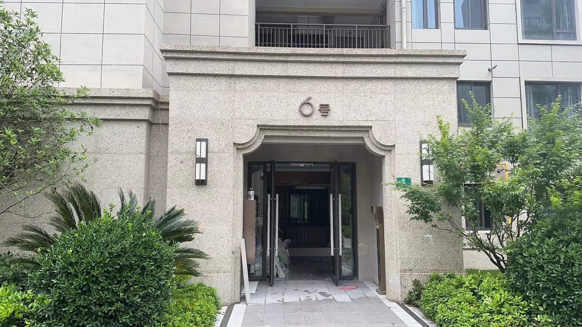奉发宝龙广场房源图片缩略图5