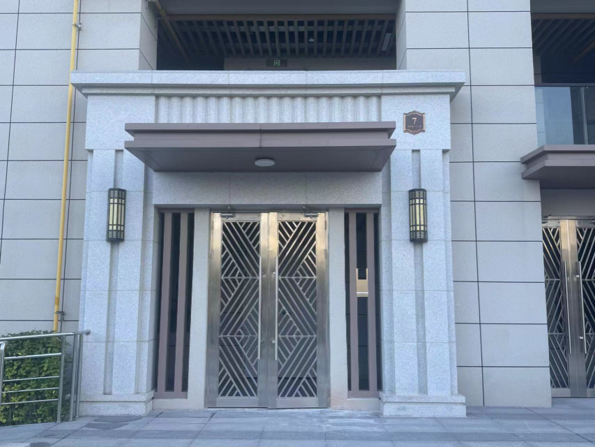 奉发左岸晶邸房源图片缩略图3