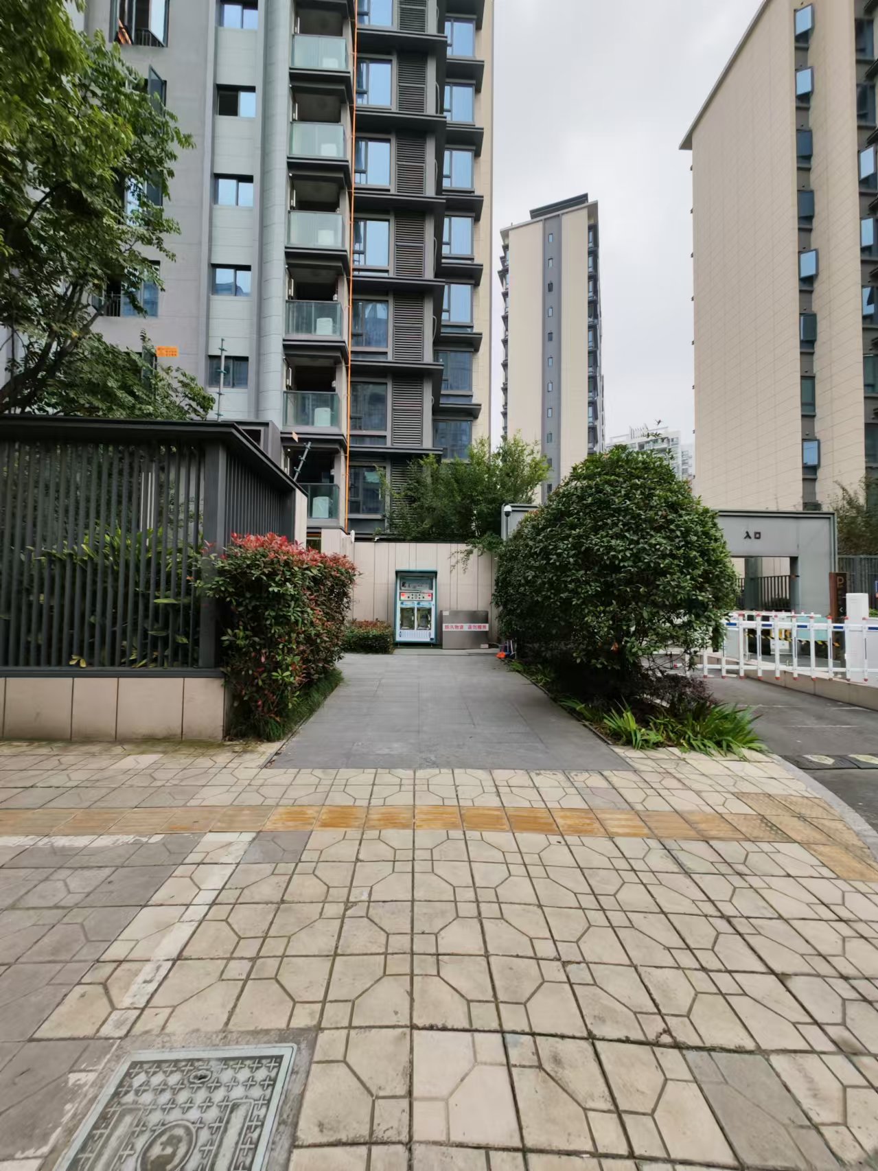 CCB建融家园·清波路店房源图片缩略图3