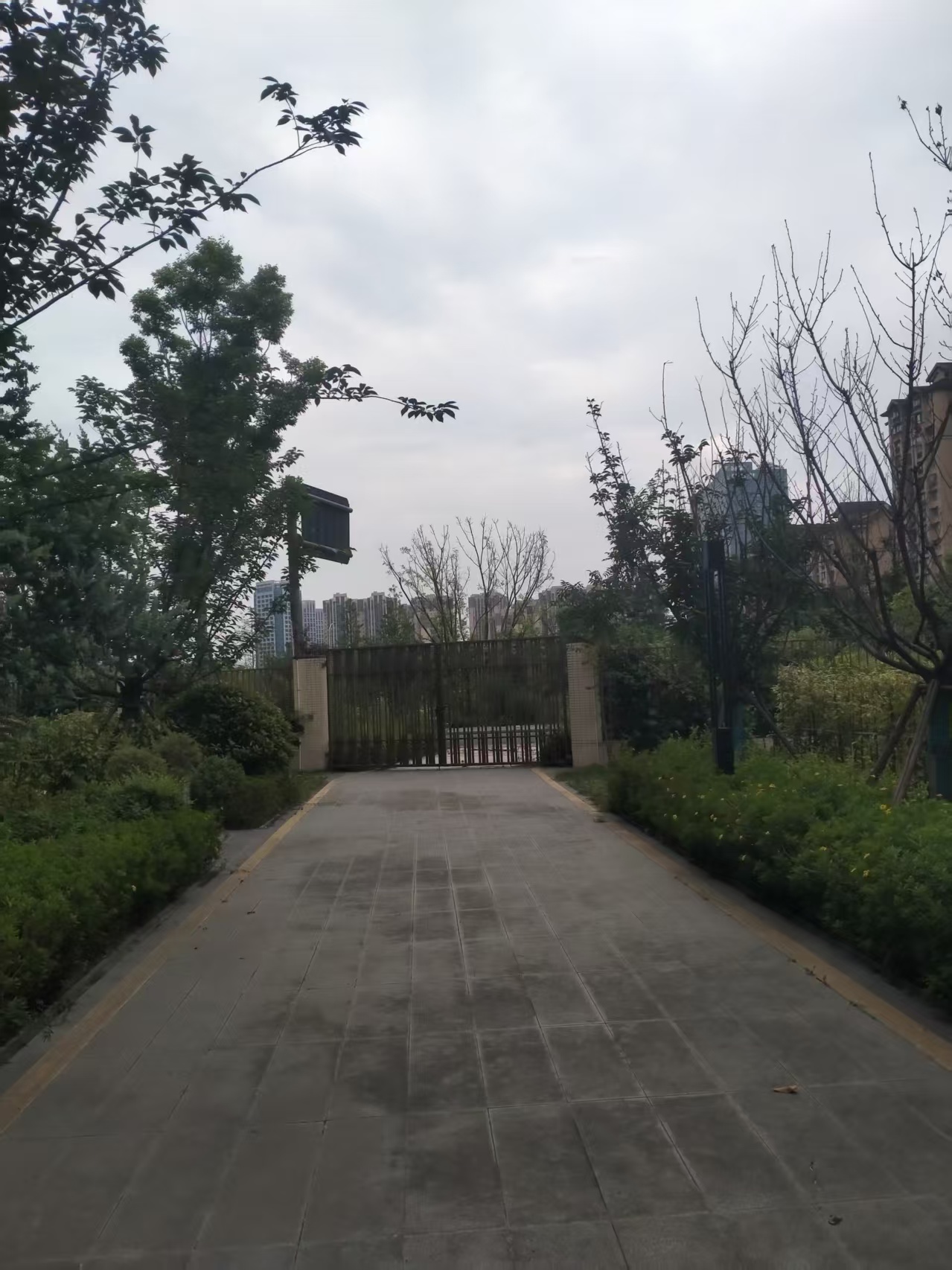 都江堰市奎光塔60亩商品房（臻云府云水阁项目）房源图片缩略图2